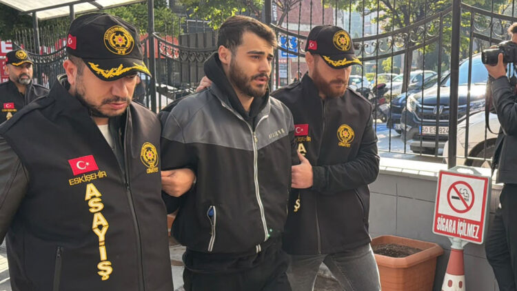 Eskişehir’de sokak ortasındaki pompalı tüfekli cinayete ilişkin 1 kişi tutuklandı