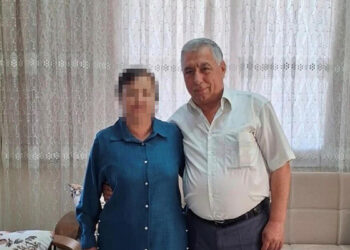 Evde bıçakla boğazından yaralanan kişi öldü, eşi gözaltına alındı