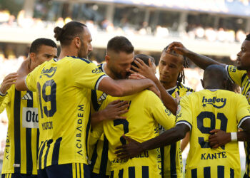 Fenerbahçe, milli ara dönüşü Çaykur Rizespor deplasmanında: 49'uncu kez rakipler
