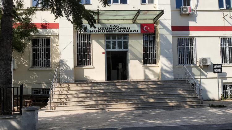 Edirne sınırında yakalanan 3 FETÖ şüphelisi tutuklandı
