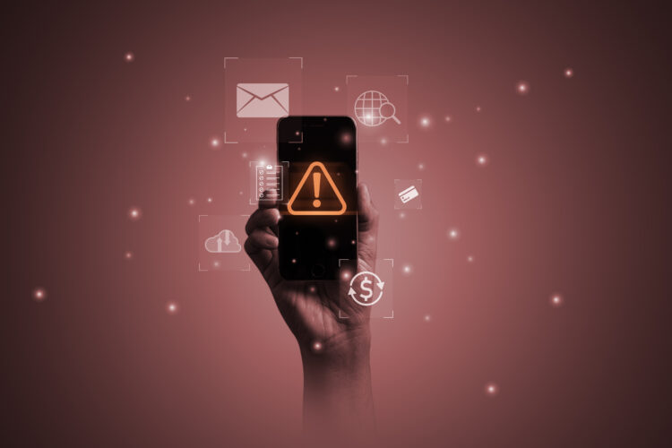 Arkadaşınızla konuşuyorsunuz, reklamı telefonunuza düşüyor: Bu nasıl mümkün?