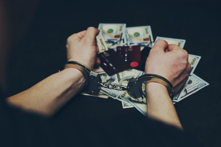 Yasal Bahis şirketlerini 12 milyon lira zarara uğrattığı belirlenen şüpheli tutuklandı