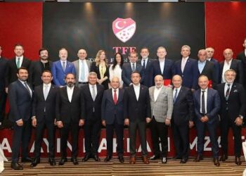 Süper Lig yayın ihalesi öncesi dev adım: Kulüpler Birliği uluslararası danışmanlık firmasıyla anlaştı