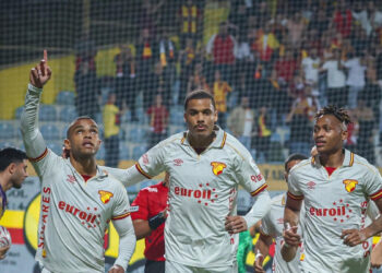 Göztepe puanları gurbette topladı