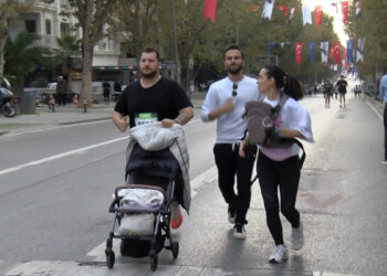 Kadıköy’deki Cumhuriyet Koşusu'nda hem koştular hem keyifli vakit geçirdiler