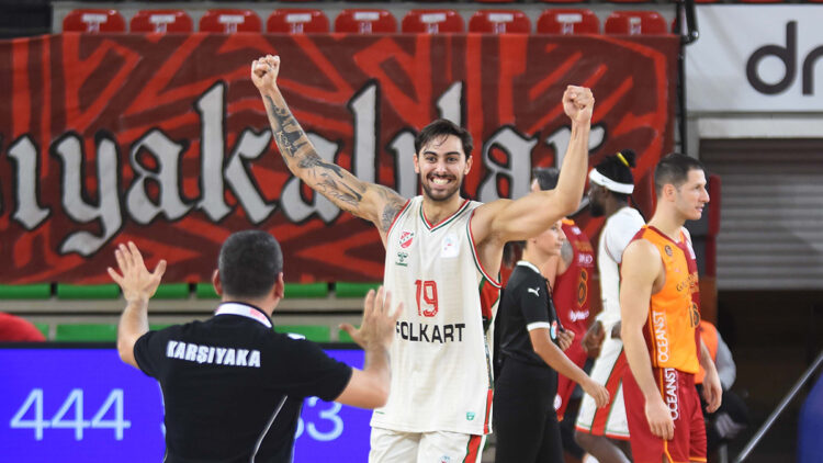 Karşıyaka ilklerle kazandı: 4 maçtır galibiyet alamıyordu
