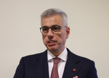 Kemal Memişoğlu uyardı: "Türkiye'nin yüzde 33'ü sigara kullanıyor"