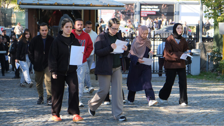 Ankara'da KPSS Ön Lisans heyecanı: 1 milyon 593 bin aday başvurdu