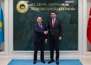 Bakan Murat Kurum, Kazakistan Ekoloji ve Doğal Kaynaklar Bakanı Kuantyrov ile görüştü