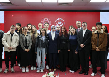 Devlet korumasındaki 394 genç kamu kurumlarına yerleştirildi