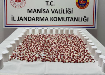 Manisa’da binlerce sentetik ecza ele geçirildi: 2 şüpheli gözaltında