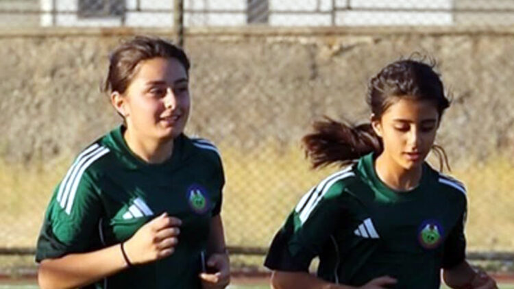 Kadın futbolunda Yüksekova rüzgârı: Bulut kardeşler yeşil sahalarda destan yazıyor