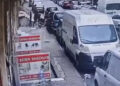 Esenler'de motosiklet hırsızlığı kamerada; 1 kişi tutuklandı