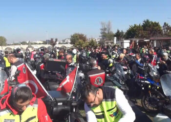 Trafik kazalarında hayatını kaybeden motosikletliler için Selimpaşa'dan Silivri'ye anma sürüşü