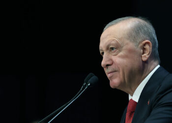 Cumhurbaşkanı Erdoğan muhtarlarla bir araya geldi: "Eski Türkiye olmadığını kabullenmek zorunda kaldılar"