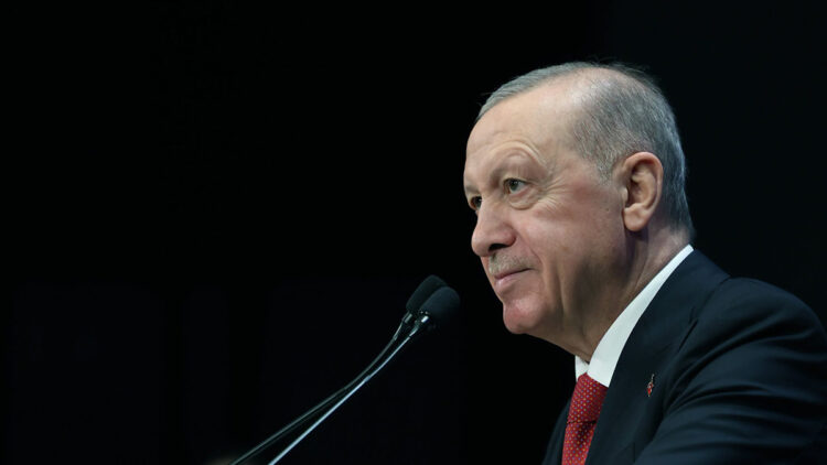 Cumhurbaşkanı Erdoğan muhtarlarla bir araya geldi: "Eski Türkiye olmadığını kabullenmek zorunda kaldılar"