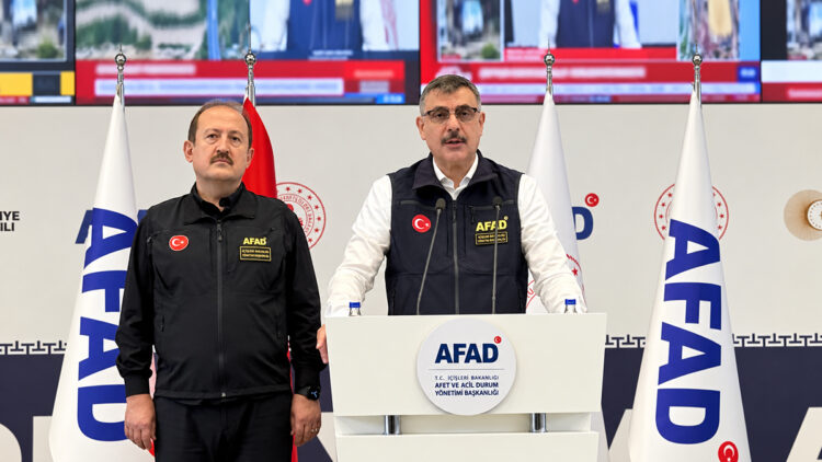İstanbul'daki sel felaketinde son durum! Bakan Çiftçi açıkladı: 4 kişi hâlâ kayıp
