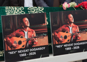 Sanat dünyasını yasa boğan veda: Şarkıcı 'Nev' son yolculuğuna uğurlandı