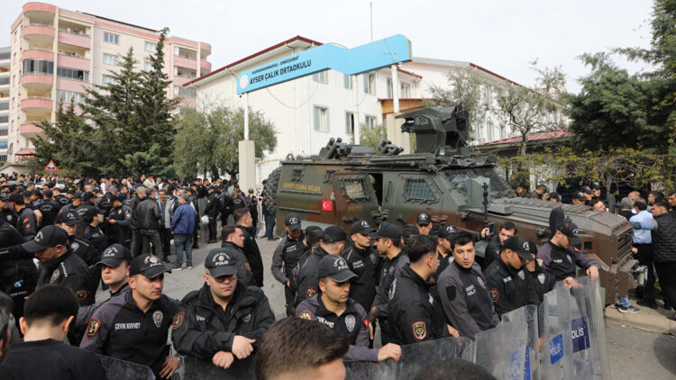 2026’da okul saldırılarının ağır bilançosu: En az 10 öğrenci ve 3 öğretmen hayatını kaybetti