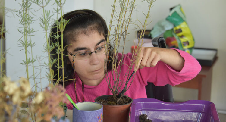 Doktorların 'yaşamaz' dediği serebral palsili Kader: "Hayatla resmen inatlaştım"