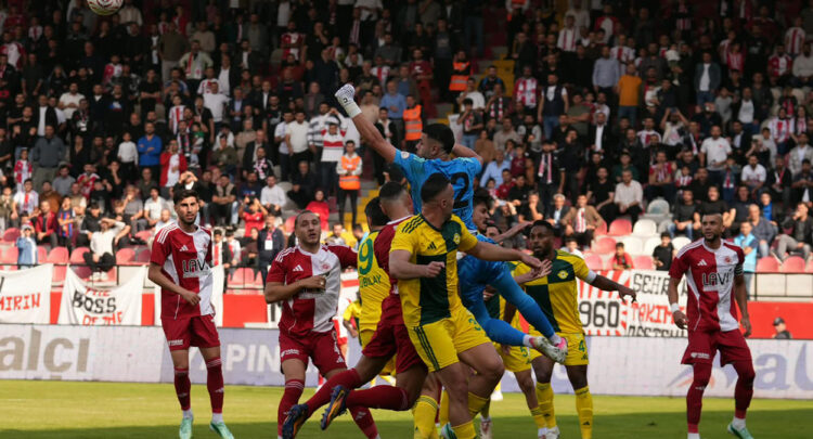 Batman Petrolspor’dan inanılmaz geri dönüş: 2-0’dan gelip 3 puanı kapmayı başardı!
