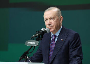 Cumhurbaşkanı Erdoğan’dan İspanya’ya taziye ve geçmiş olsun mesajı