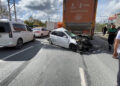 Arnavutköy'de 3 aracın karıştığı kazada otomobil kullanılamaz hâle geldi: 1 yaralı