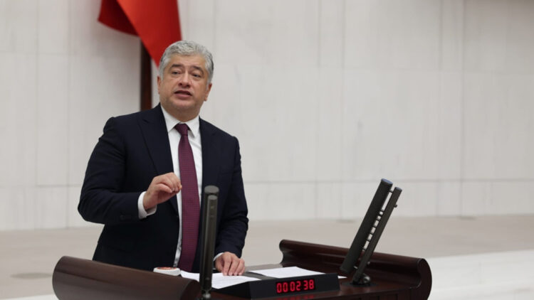 Sadullah Kısacık’tan 2027 bütçesi eleştirisi; “Fon vurgununun maliyeti 13 bakanlığın bütçesinden fazla”