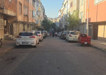 Sultangazi'de sokakta yürürken silahlı saldırıya uğradı: 1 yaralı