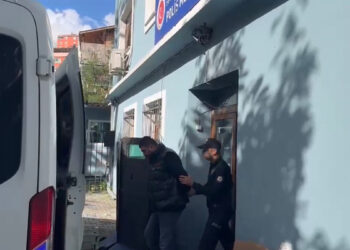 Sarıyer’de ablasıyla ilişkisine karşı çıkan motokuryeyi darp etti: Şüpheli tutuklandı