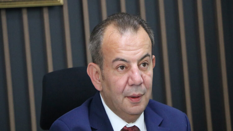 Tanju Özcan ‘cinsel saldırı’ davasından beraat etti