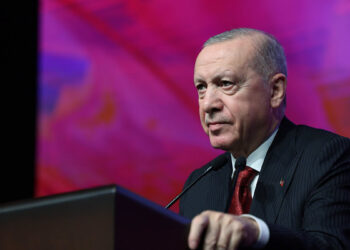 Cumhurbaşkanı Erdoğan şair Nuri Pakdil'i andı