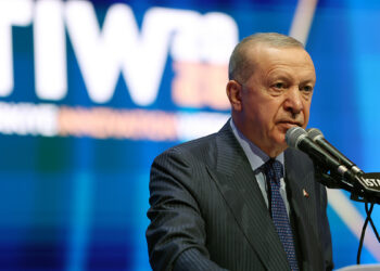 Cumhurbaşkanı Erdoğan'dan fon soruşturması açıklaması: "Ödemeler başladı, ara ödemeler de geliyor!"