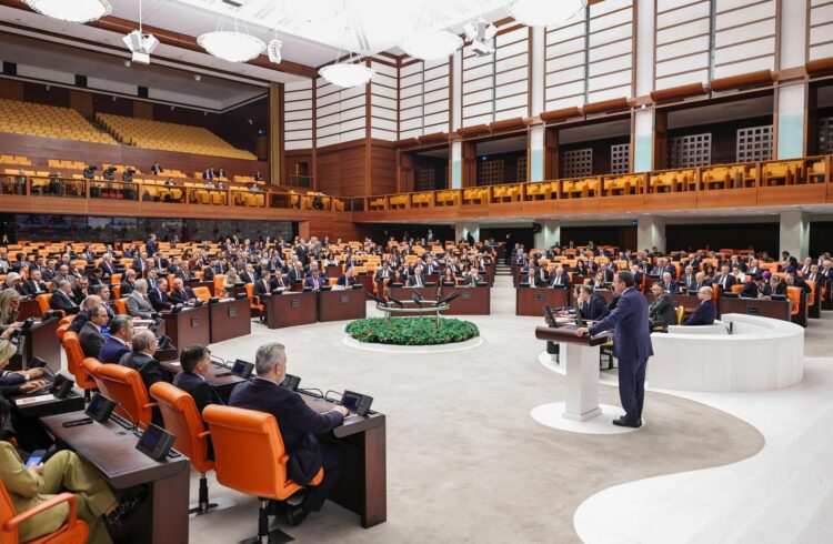 Yatırım fonlarında kritik gün! 455 bin yatırımcıyı ilgilendiren düzenleme TBMM'de
