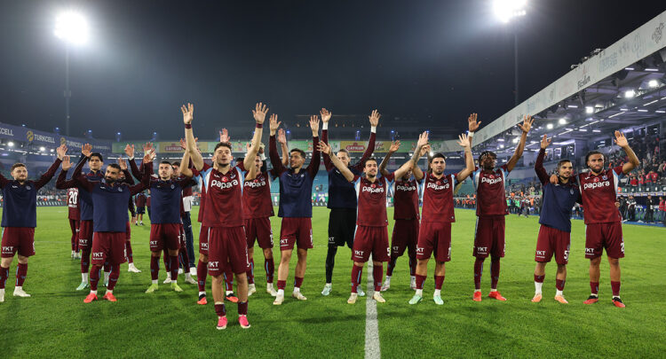 Trabzonspor, Rize'de tarihi geri dönüşe imza attı: Deplasmanda puan almayı başardı