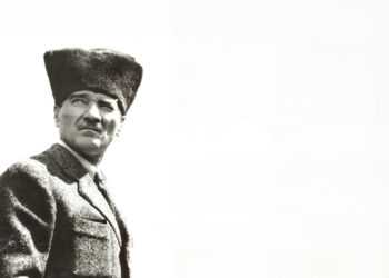 Atatürk’ün elleri