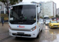 Tuzla’da caddeler göle döndü, araçlar yolda kaldı: Servis minibüslerinden 41 personel tahliye edildi