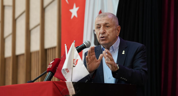 Ümit Özdağ'dan hükümete sert çıkış: "Halk açlıkla boğuşurken, Türkiye'nin zenginliklerini soyuyorlar"