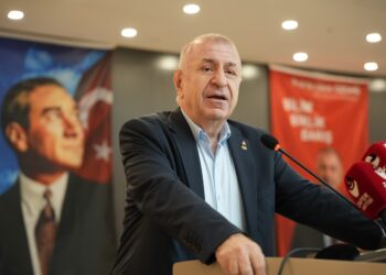 Türkiye'yi kurşun geçirmez okul çantası üretecek noktaya getirdiler