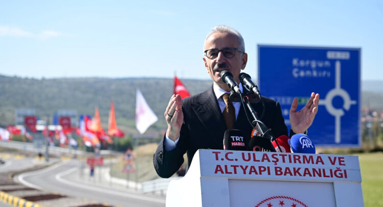 Abdulkadir Uraloğlu açıkladı: Çankırı'ya 55,2 milyar liralık ulaşım yatırımı