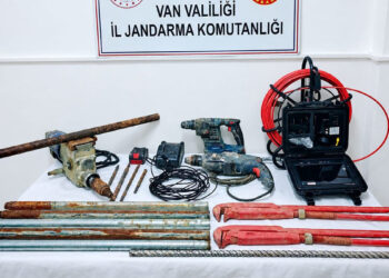 Van’da 1’inci derece sit alanında kaçak kazıya suçüstü: 2 gözaltı