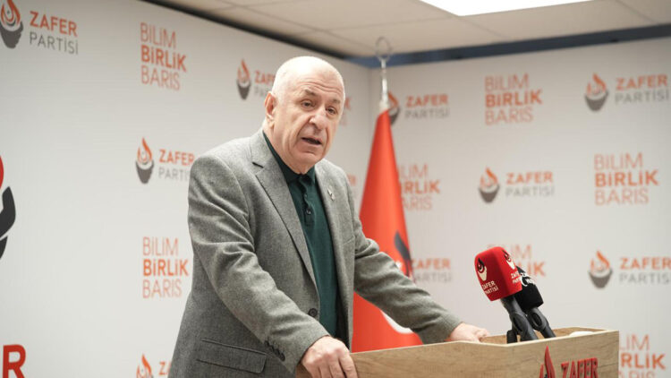 Ümit Özdağ'dan gençlik teşkilatlarına provokasyon uyarısı: "Okuyarak ve çalışarak kendinizi geliştirin"