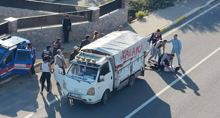 Zeytin işçiliği yapan cezaevi firarisi, jandarmanın sıkı takibiyle yakalandı